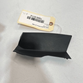 2021-2023 TOYOTA CAMRY REAR DRIVER SIDE TAILLIGHT LAMP TRIM ACCESS COVER OE