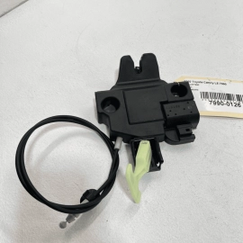 2018-2022 TOYOTA CAMRY REAR TRUNK DECK LID LATCH LOCK ACTUATOR MOTOR OEM