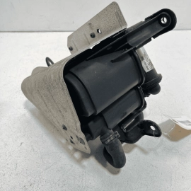 2017 - 2019 AUDI Q7 FUEL VAPOR EVAPORATOR CHARCOAL CANISTER W/ HEAT SHIELD 