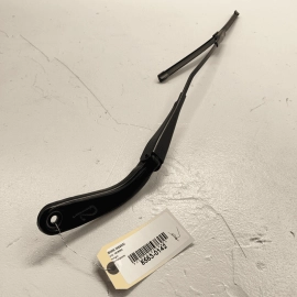 BMW M240xi F23 2017 - 2021 FRONT RIGHT PASSENGER SIDE WINDSHIELD WIPER ARM 