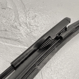 BMW M240xi F23 2017 - 2021 FRONT RIGHT PASSENGER SIDE WINDSHIELD WIPER ARM 
