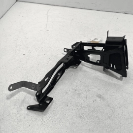 2017–21 BMW 440I FRONT DRIVER SIDE RADIATOR HEADLIGHT SUPPORT MOUNT BRACKET
