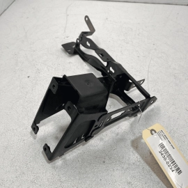 2017–21 BMW 440I FRONT DRIVER SIDE RADIATOR HEADLIGHT SUPPORT MOUNT BRACKET