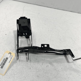 2017–21 BMW 440I FRONT DRIVER SIDE RADIATOR HEADLIGHT SUPPORT MOUNT BRACKET