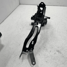 2017–21 BMW 440I FRONT DRIVER SIDE RADIATOR HEADLIGHT SUPPORT MOUNT BRACKET