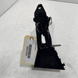 2017–21 BMW 440I FRONT DRIVER SIDE RADIATOR HEADLIGHT SUPPORT MOUNT BRACKET