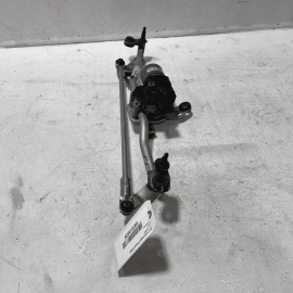VOLKSWAGEN PASSAT 2012-2022 WINDSHIELD WIPER TRANSMISSION LINKAGE W/ MOTOR 