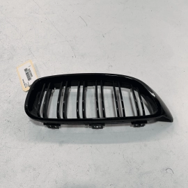 2017 - 2020 BMW 440i FRONT BUMPER GRILLE RIGHT PASSENGER SIDE BLACK OEM