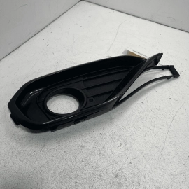 2017-2020 BMW 440I FRONT LEFT DRIVER FOG LIGHT PARTIALLY OPEN GRILLE BEZEL 
