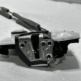 TOYOTA CAMRY 2018-2024 FRONT LEFT DRIVER SIDE DOOR LOCK LATCH ACTUATOR OEM