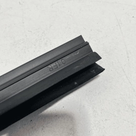 TOYOTA CAMRY 18-20 FRONT PASSENGER SIDE DOOR WINDOW INNER WEATHERSTRIP SEAL