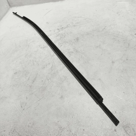 TOYOTA CAMRY 2018-2024 FRONT LEFT DRIVER SIDE DOOR WINDOW UPPER MOLDING OEM