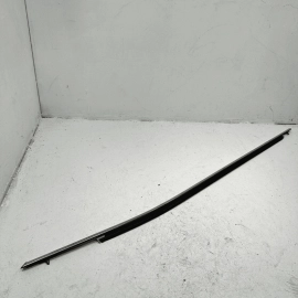 TOYOTA CAMRY 2018-2024 FRONT LEFT DRIVER SIDE DOOR WINDOW UPPER MOLDING OEM