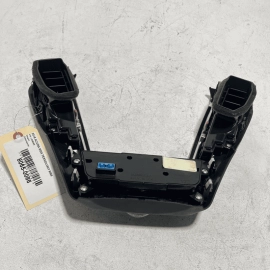 ACURA MDX 2018-20 DASH CENTER AIR VENT GRILLE & RADIO NAVIGATION SWITCH KNO ACURA MDX 2018-20 DASH CENTER AIR VENT GRILLE & RADIO NAVIGATION SWITCH KNO