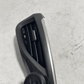 ACURA MDX 2018-20 DASH CENTER AIR VENT GRILLE & RADIO NAVIGATION SWITCH KNO ACURA MDX 2018-20 DASH CENTER AIR VENT GRILLE & RADIO NAVIGATION SWITCH KNO