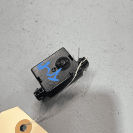 2011-2018 BMW 340 XI F30 F32 ANTENNA TRAP CIRCUIT MODULE UNIT OEM