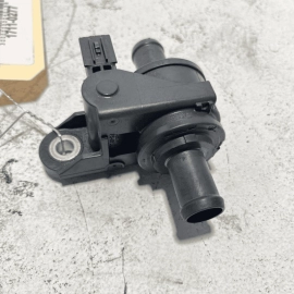 2018-19-20-21-22-2023 TOYOTA CAMRY LE Coolant Flow Control Valve  OEM
