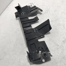 2017-20 ACURA MDX FRONT BUMPER RIGHT PASSENGER SIDE AIR GUIDE PLATE BRACKET