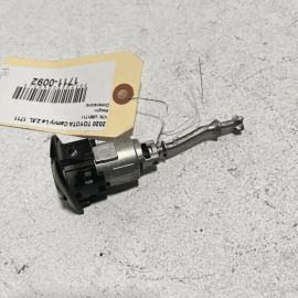2018 - 2023 TOYOTA CAMRY FRONT LEFT DRIVER SIDE DOOR LOCK CYLINDER OEM