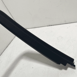 2014-2017 MERCEDES S550 W222 REAR DRIVER SIDE DOOR WINDOW FRAME COVER TRIM  2014-2017 MERCEDES S550 W222 REAR DRIVER SIDE DOOR WINDOW FRAME COVER TRIM