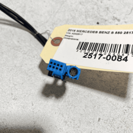 2014 - 2017 MERCEDES S550 W222 CENTER CONSOLE SOCKET DUAL USB PORT OEM