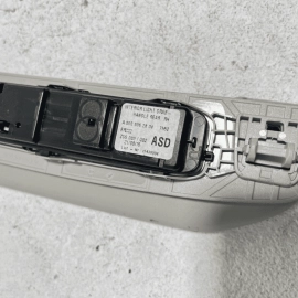 DEFECT! 14-17 MERCEDES S550 W222 REAR RIGHT SIDE INTERIOR LIGHT HANDLE GRAB