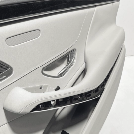 2014-2017 MERCEDES REAR S550 W222 RIGHT PASSENGER DOOR TRIM PANEL INTERIOR  2014-2017 MERCEDES REAR S550 W222 RIGHT PASSENGER DOOR TRIM PANEL INTERIOR