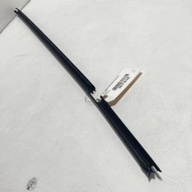 2014-2017 MERCEDES S550 W222 REAR RIGHT DOOR WINDOW BELT WEATHERSTRIP SEAL 