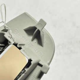 2014-2017 MERCEDES S550 W222 FRONT PASSENGER DOOR WINDOW POWER SWITCH BEZEL 2014-2017 MERCEDES S550 W222 FRONT PASSENGER DOOR WINDOW POWER SWITCH BEZEL