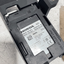 ACURA MDX 2017-18 REAR DRIVER SIDE BLIND SPOT RADAR SENSOR MODULE & BRACKET