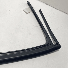 2014-2017 MERCEDES S550 W222 REAR RIGHT DOOR WINDOW RUN CHANNEL MOLDING OEM