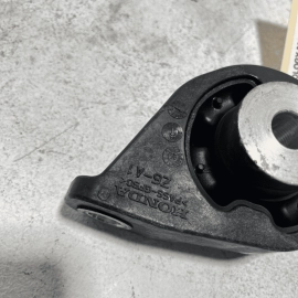 ACURA MDX 2016-2020 3.5L AWD REAR DIFFERENTIAL DRIVER SIDE MOUNT BRACKET OE