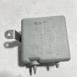 MERCEDES S550 CENTRAL LOCKING VACUUM VALVE PUMP TANK OEM