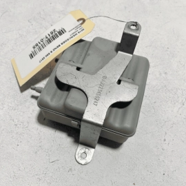 MERCEDES S550 CENTRAL LOCKING VACUUM VALVE PUMP TANK OEM