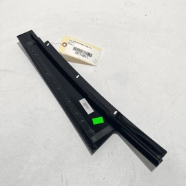 2014-2017 MERCEDES S550 W222 REAR RIGHT SIDE DOOR B PILLAR WINDOW MOLDING O