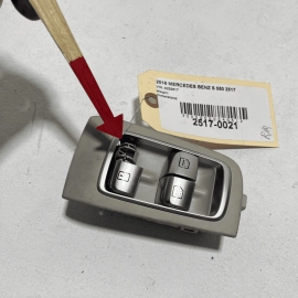 2014-2017 MERCEDES S550 W222 REAR RIGHT POWER WINDOW SHADE SWITCH DAMAGE OE