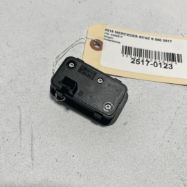 2007-2017 MERCEDES S550 TAILGATE LIFTGATE TRUNK LID CLOSE SWITCH OEM 2007-2017 MERCEDES S550 TAILGATE LIFTGATE TRUNK LID CLOSE SWITCH OEM