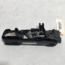 2014-17 MERCEDES S550 W222 FRONT LEFT DRIVER SIDE DOOR HANDLE BRACKET BASEL