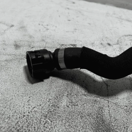 2015 - 2017 MERCEDES S550 S63 AMG W222 ENGINE COOLANT WATER HOSE PIPE OEM