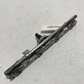 2018-2022 Toyota Camry 2.5L Engine Fuel Injection Rail & Pressure Sensor OE
