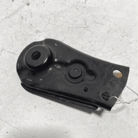 Rear Crossmember Left Stopper Bracket Mercedes-Benz S550 2014-2017 OEM