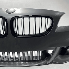 2014 – 2016 BMW 528i F10 FRONT BUMPER COVER WITH FOG LAMPS PARK SENSOR OEM 