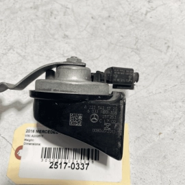 2014-2017 MERCEDES S550 W222 LOW PITCH NOTE TONE HORN SIGNAL W/ BRACKET  OE