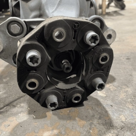 2014-2017 MERCEDES S550 W222 REAR DIFFERENTIAL DIFF REAR CARRIER OEM
