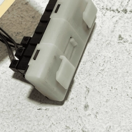 2014 Mercedes S550 Floor Block Distributor Wire Connector Connection OEM