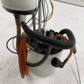 2012-14 Volkswagen Passat B7 2.5L Fuel Gas Tank Fuel Pump Sending Unit Assy
