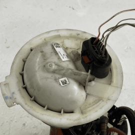 2012-14 Volkswagen Passat B7 2.5L Fuel Gas Tank Fuel Pump Sending Unit Assy