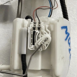 MAZDA CX-5 FUEL GASOLINE TANK PUMP SENDING LEVEL UNIT OEM 2017 - 2021 PYB21
