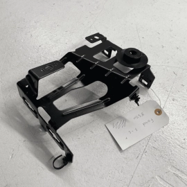 12-18 Ford Focus ST C-Max Escape Wiring Clip Fuse Box Junction Block Bracke