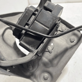 Air Suspension Compressor Pump Braket Mercedes-Benz S550 2014-2017 OEM